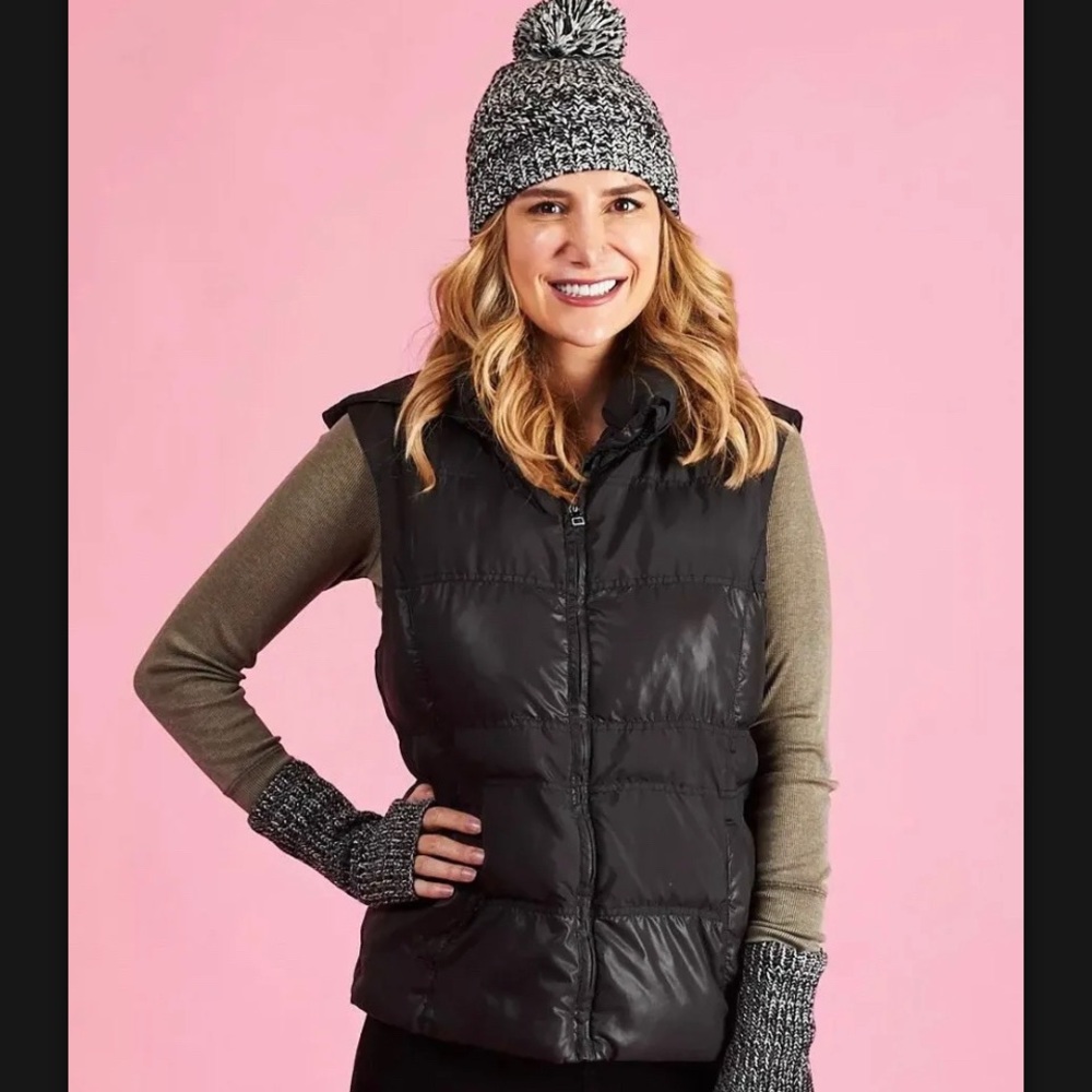 Rebecca Minkoff Marbled Beanie & Armwarmer Set NWT